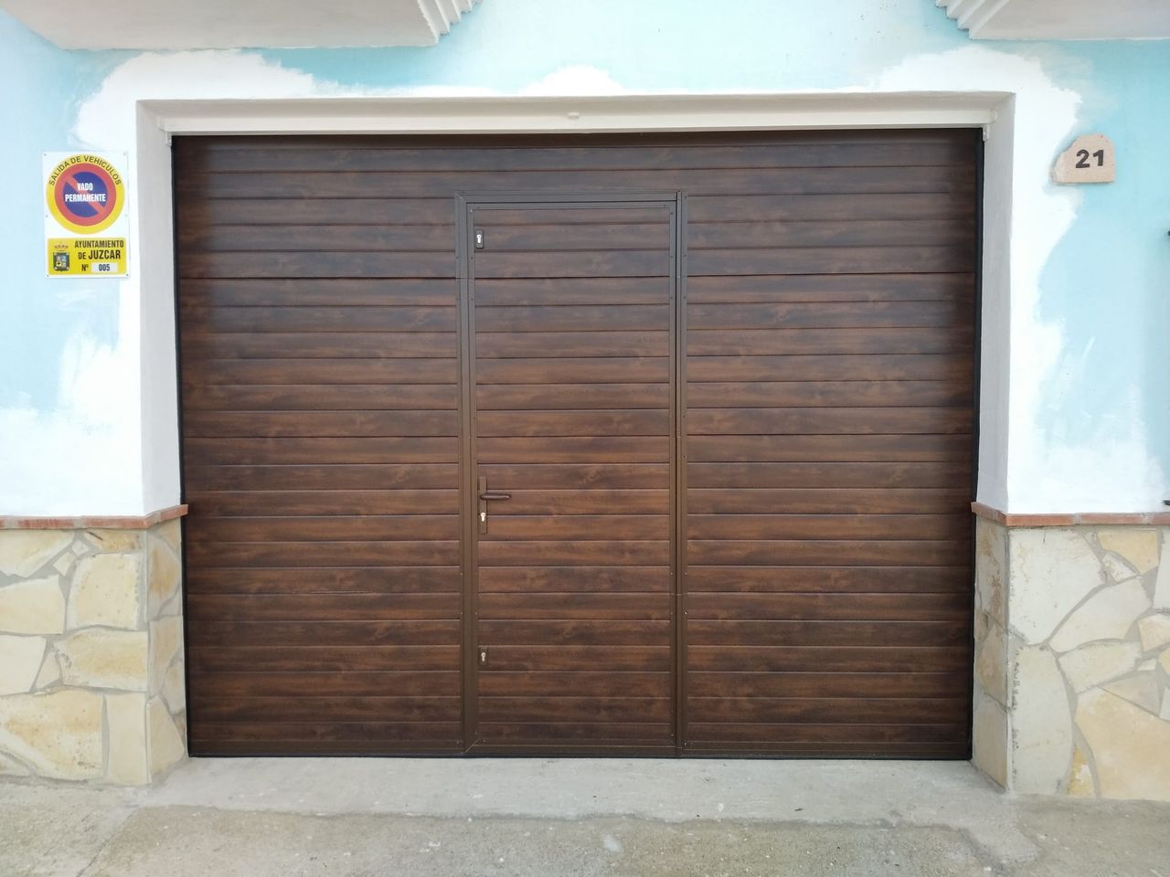 Automatic doors
