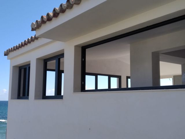 Aluminium joinery made by Cerrajería La Juzcareña