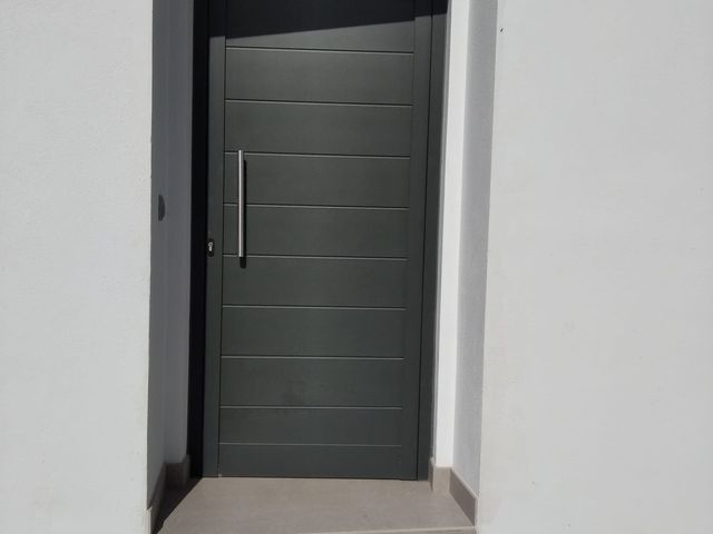 Work carried out by Cerrajería La Juzcareña